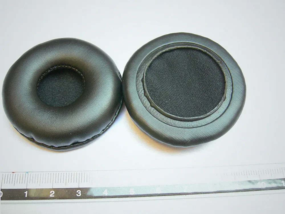 2 Ohrpolster passend an Logitech Premium Notebook Headset