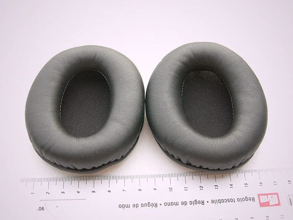2 Ohrpolster passend für Kopfhörer Panasonic RP-HTF295, RP-HX350