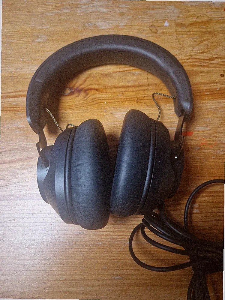 ADAM Audio Kopfhörer H200, kaum gebraucht, 32 Ohm, wechselbares Kabel mit OVP