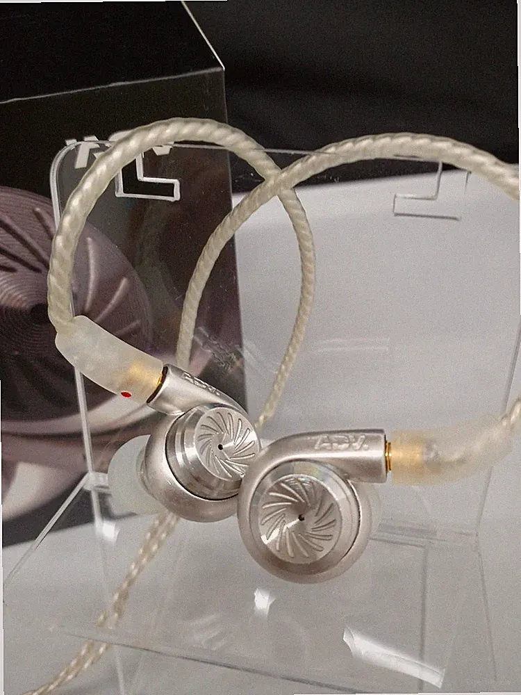 ADV TURBO In-Ear Kopfhörer 10mm Dynamic Driver Oval Stadium