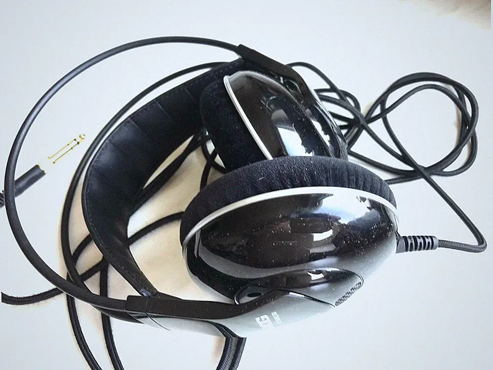 AKG K 530 LTD - Limited Edition Studio Kopfhörer - Hi-Fi - Over-Ear