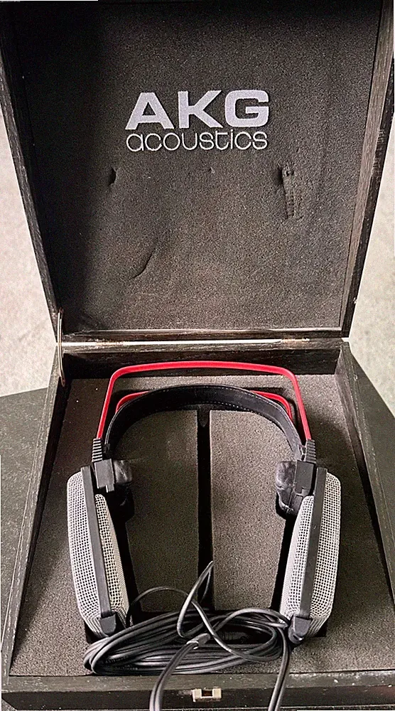 AKG K1000 High-End Kopfhörer in Original Holzbox und Adapterkabel