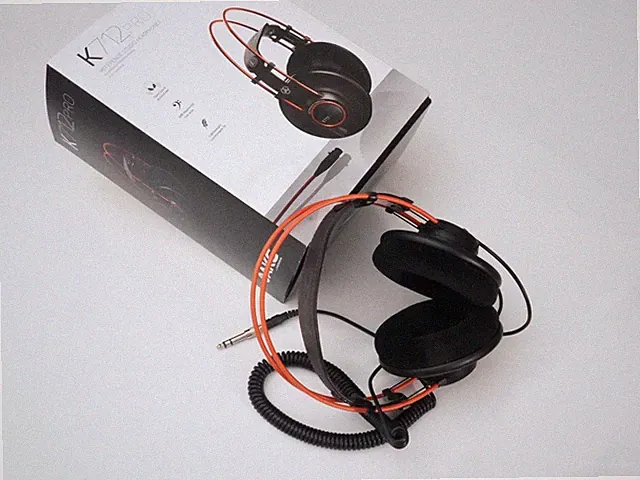 AKG K712 PRO – Referenz-Studiokopfhörer (wie neu)