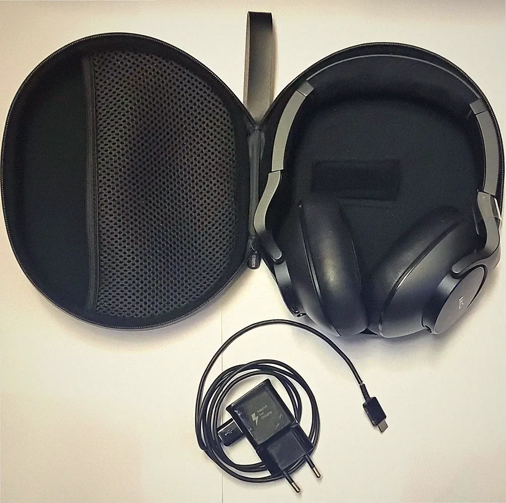 AKG N700NC M2 Ohrumschließende Bluetooth Kopfhörer Kopfbügel Schwarz,Neuwertig