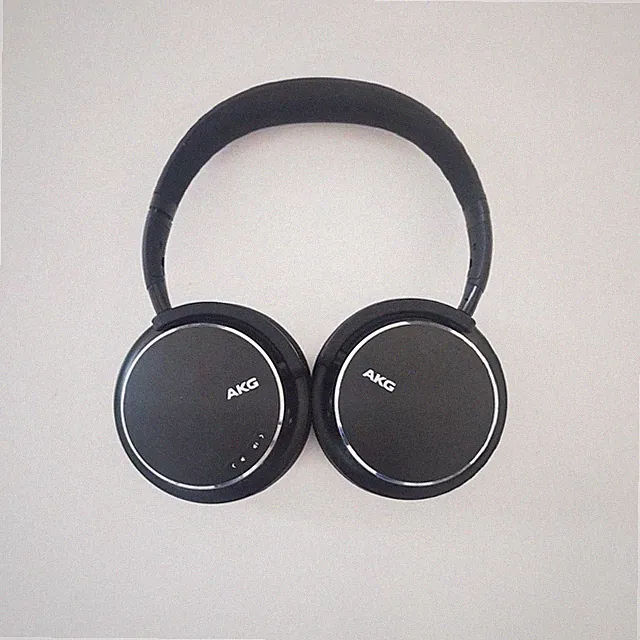 AKG Y600NC Wireless