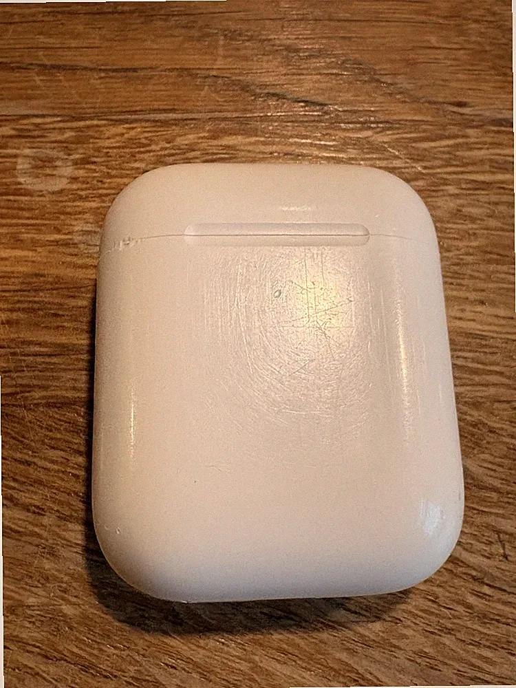 Apple AirPods 1. Generation Weiß inkl. Ladecase -Apple In-Ear Kopfhörer