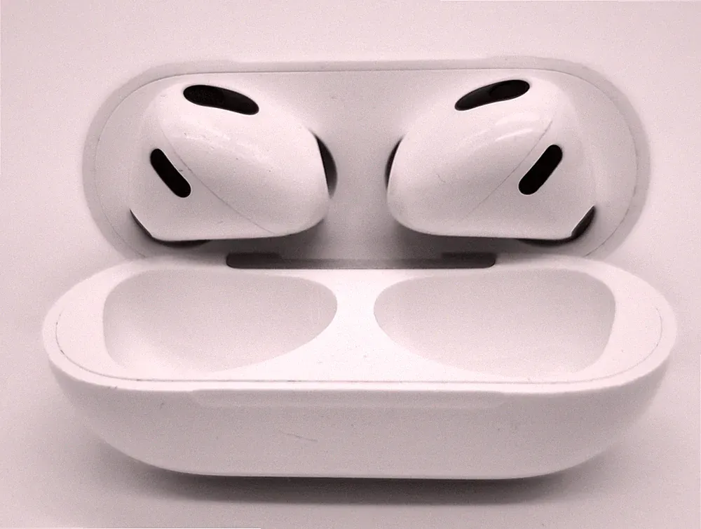 Apple AirPods 3. Generation Lightning Ladecase Weiß Bluetooth In-Ear (MPNY3ZM/A)