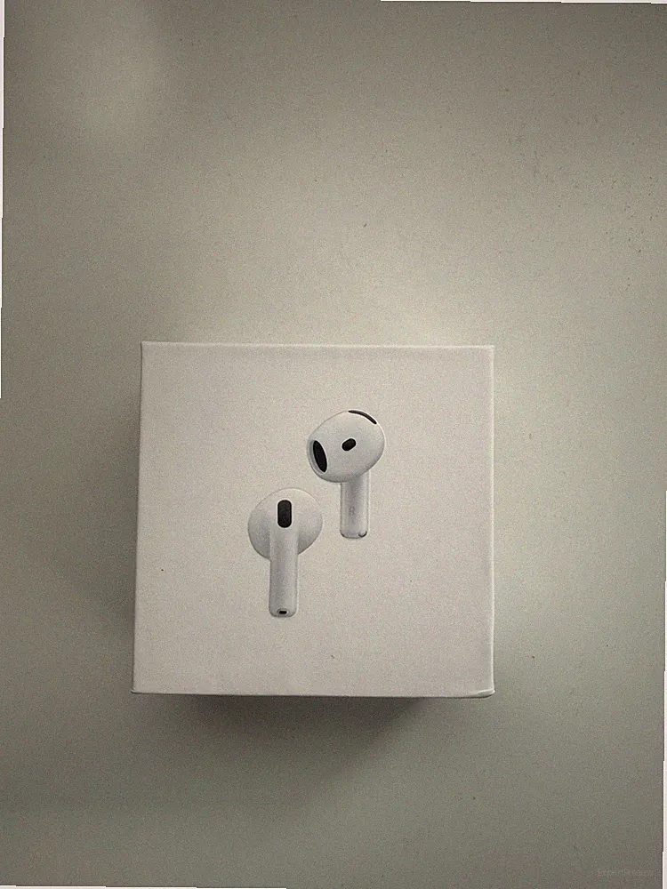 Apple AirPods 4 In-Ear-Kopfhörer Weiß mit aktiver Geräuschunterdrückung USB-C