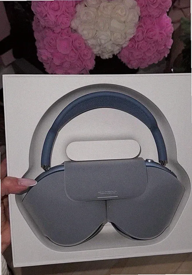 Apple AirPods Max Over-Ear-Kopfhörer, ANC, Blau, 20 h, Kabellos, neu