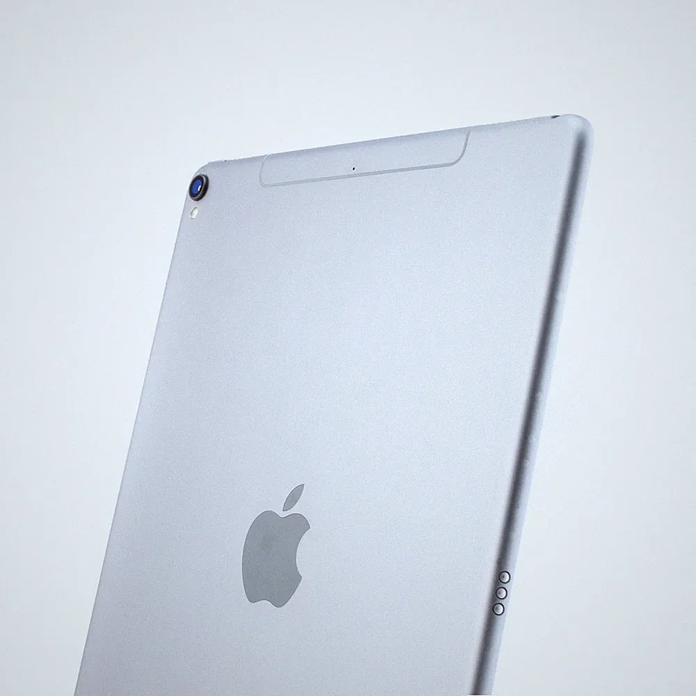 Apple iPad Pro 10.5 (2017) Wi-Fi + Cellular Space Grau 64GB Face-ID LTE Sehr Gut