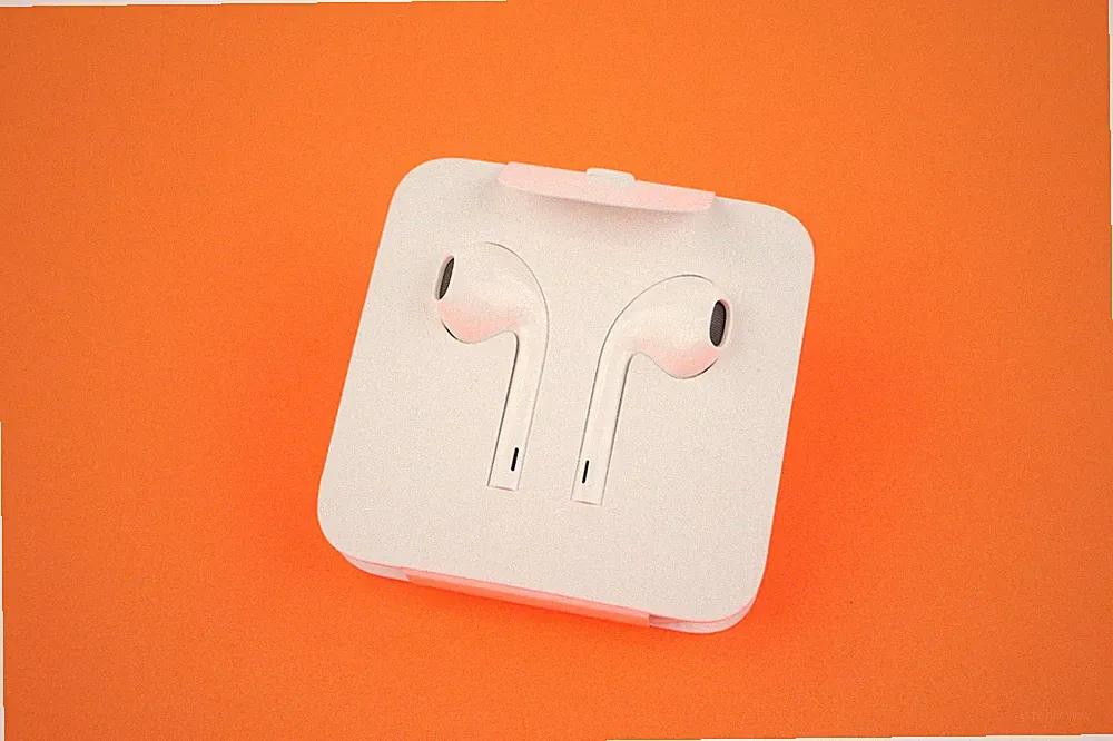 Apple iPhone Kopfhörer / Earpods Lightning kabelgebunden