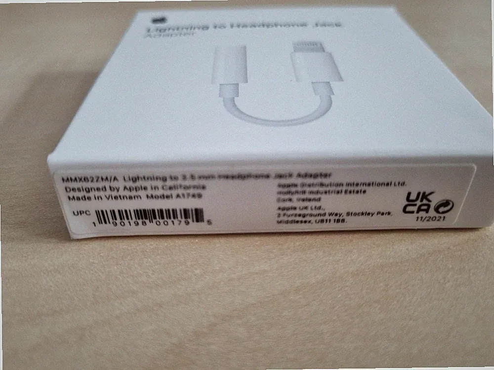 Apple Original Lightning auf 3,5 mm Kopfhörer Adapter MMX62ZM/A – OVP
