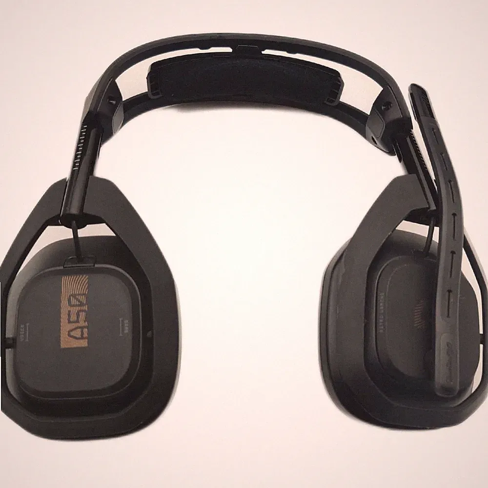 Astro Gaming A50 Wireless Gaming Headset Ladestation 4. Generati - Unvollständig