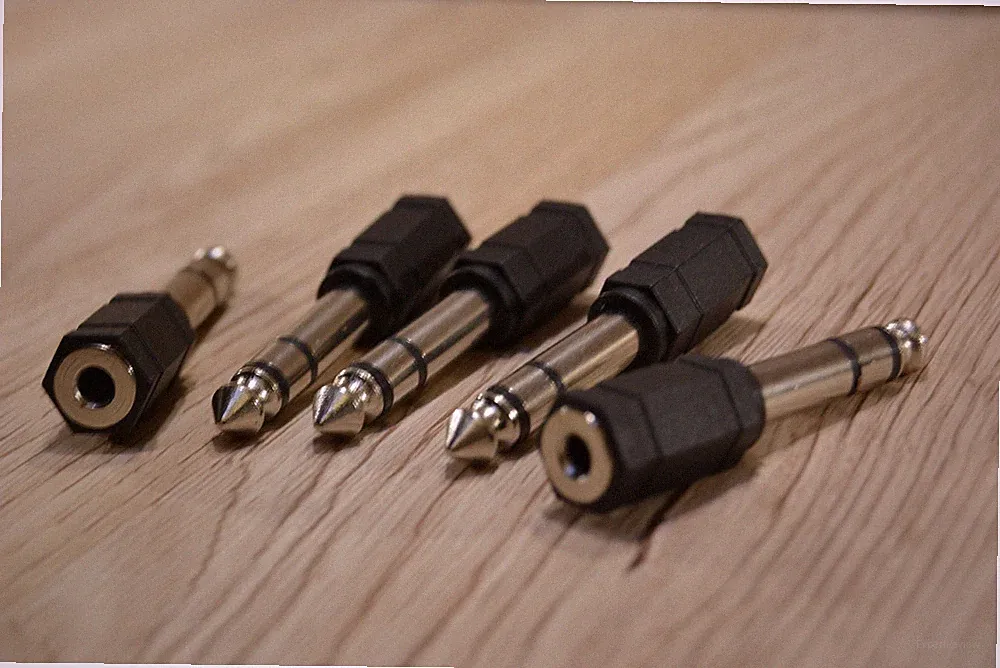 Audio-Adapter, Kopfhörer Klinke 6,35mm-Stecker > Klinke 3,5mm-Buchse im 5er-Pack