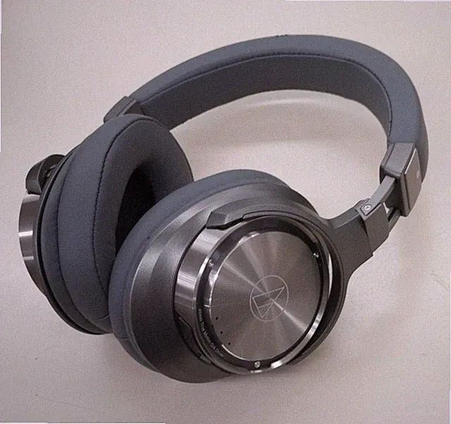 Audio-Technica ATH-DSR9BT Hi-Res Wireless Kopfhörer gebraucht vollständig get...