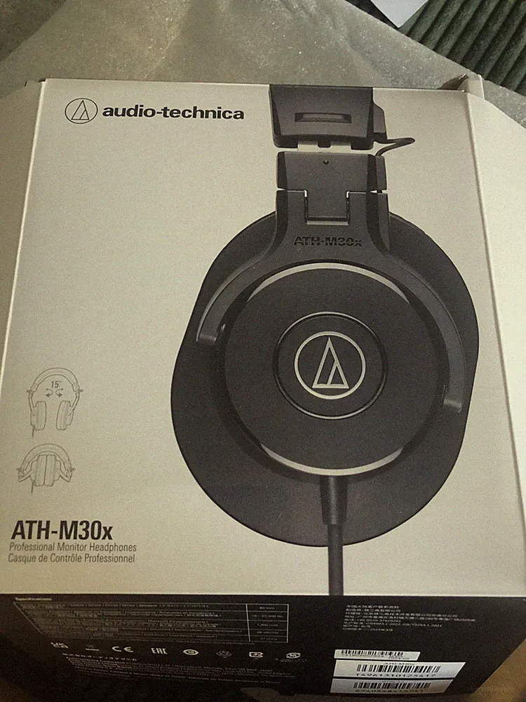 Audio-technica ATH M30x (WIE NEU)