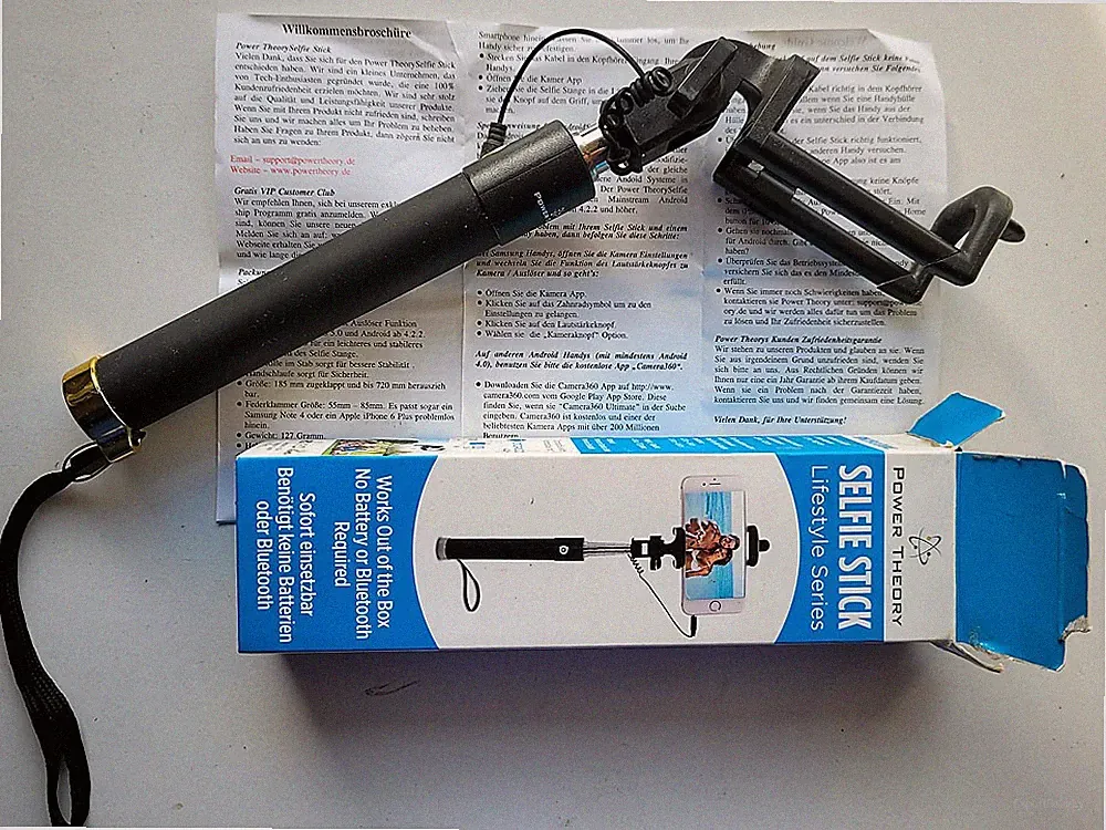 Ausziehbarer Selfie Stick - für den Kopfhörereingang des Handys - sehr gut