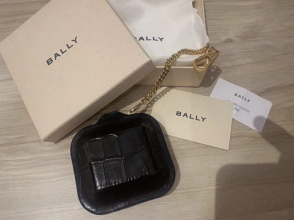 BALLY Tasche WLO03 Switzerland Bag Air Pods Kopfhörer Case limited Leder NEU NEW