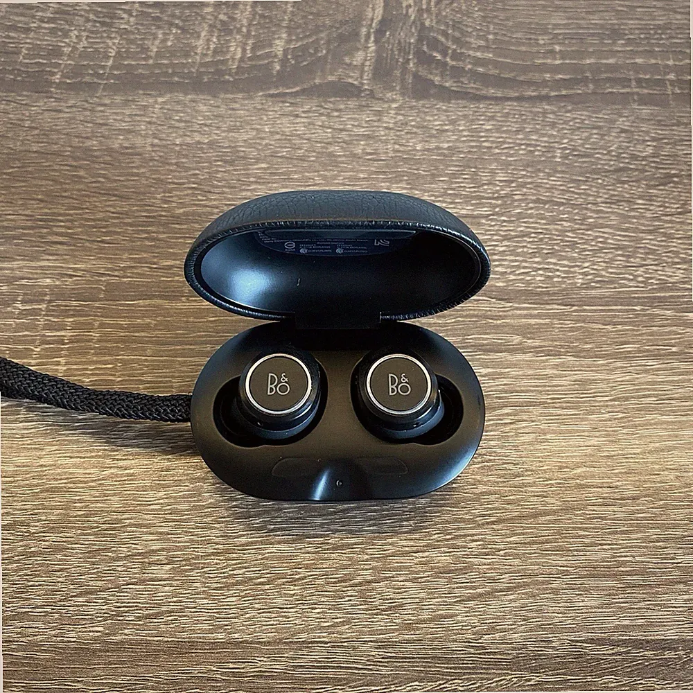 Bang & Olufsen Beoplay E8 B&O True Wireless Earphones Charcoal Sand