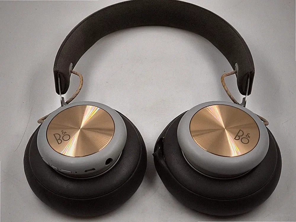 Bang & Olufsen Beoplay H4 Kabellos Over-Ear-Kopfhörer Schwarz, Gold - Aktiv