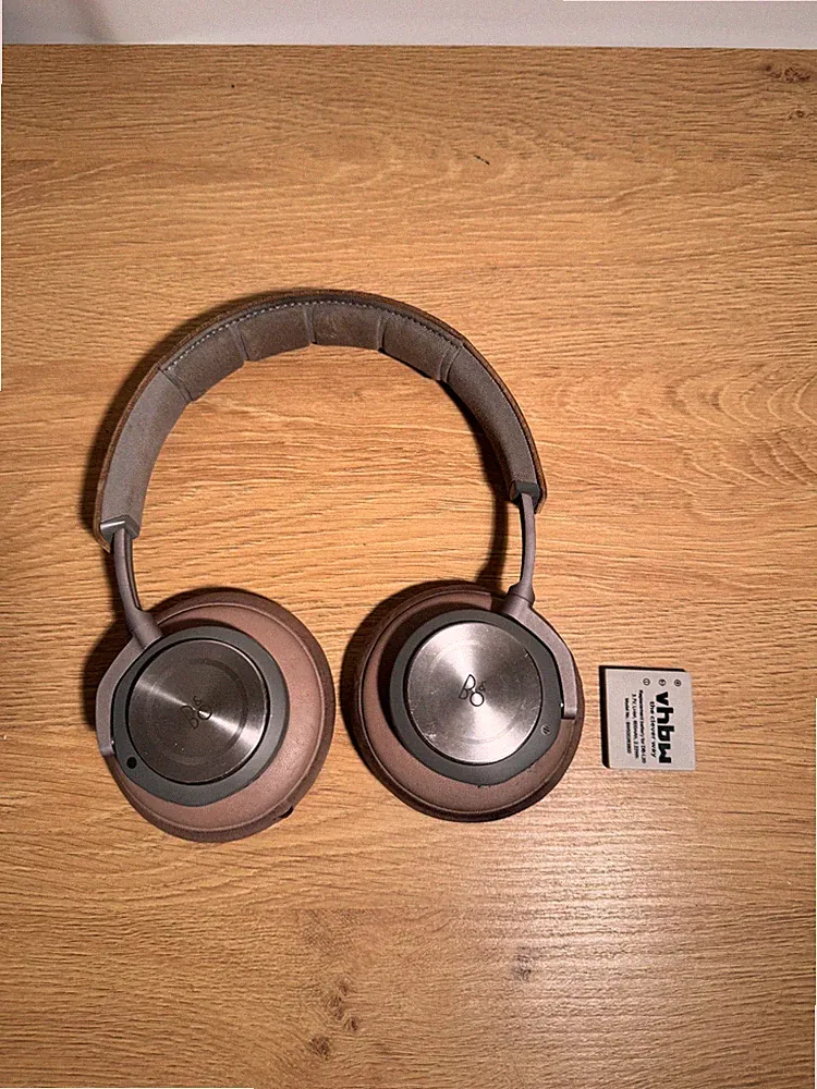 Bang & Olufsen Beoplay H7 Over-Ear Startet nicht - neue batterie - defekt