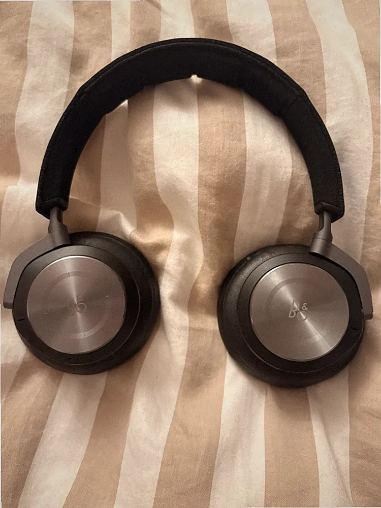 Bang & Olufsen Beoplay H9i Headset Over- Ear Kopfhörer Schwarz