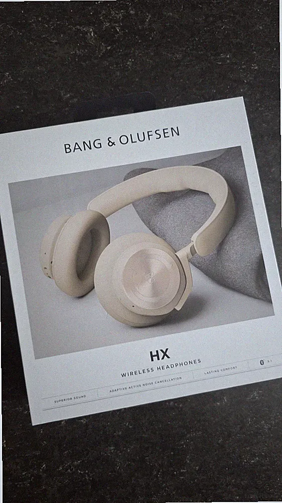 Bang & Olufsen Beoplay HX Bluetooth Over-Ear Premium-Kopfhörer - Sand
