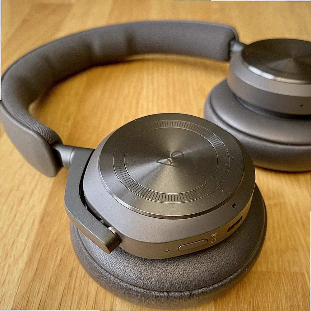 Bang & Olufsen Beoplay HX Over-Ear-Kopfhörer Noise-Cancelling Schwarz Wie Neu