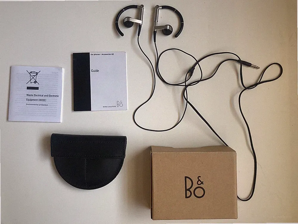 Bang Olufsen Kopfhörer In Ear/Schwarz/EarPhones A8/Aluminium-Stereo/inkl Zubehör