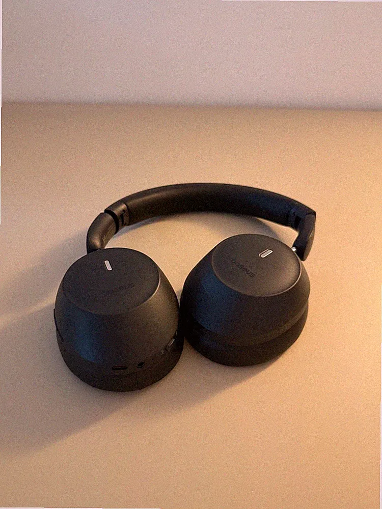BassComfort One – Over-Ear-Kopfhörer von Baseus | Neu & OVP
