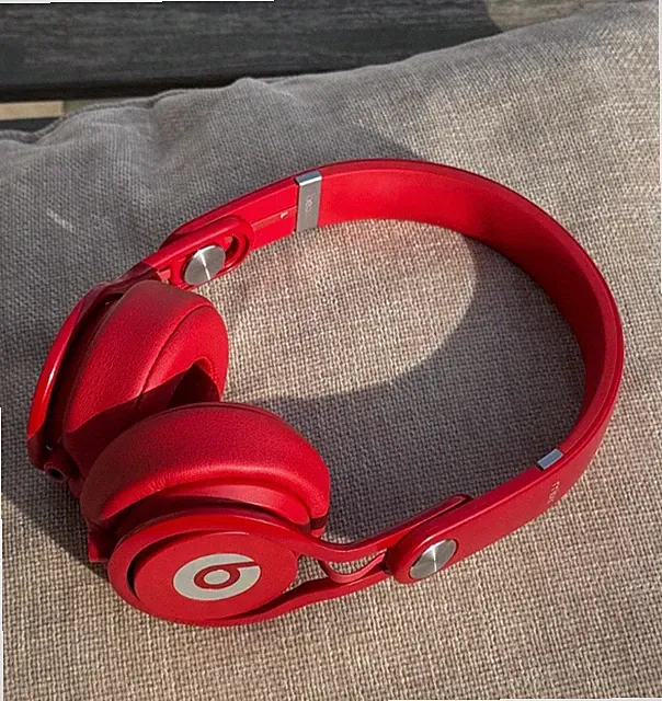 Beats by Dr. Dre Mixr - rot mit neuen Ohrpolstern! by David Guetta