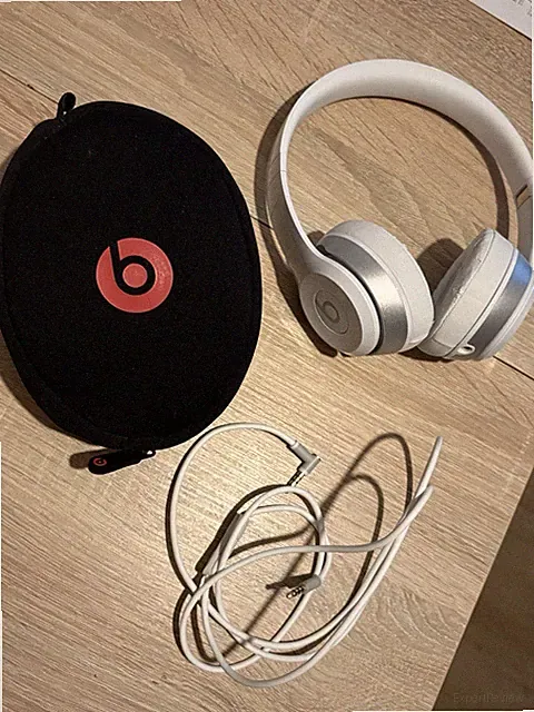 Beats by Dr. Dre Solo 2 Kabelgebundene Kopfhörer, Weiß (3,5 mm + Tasche)