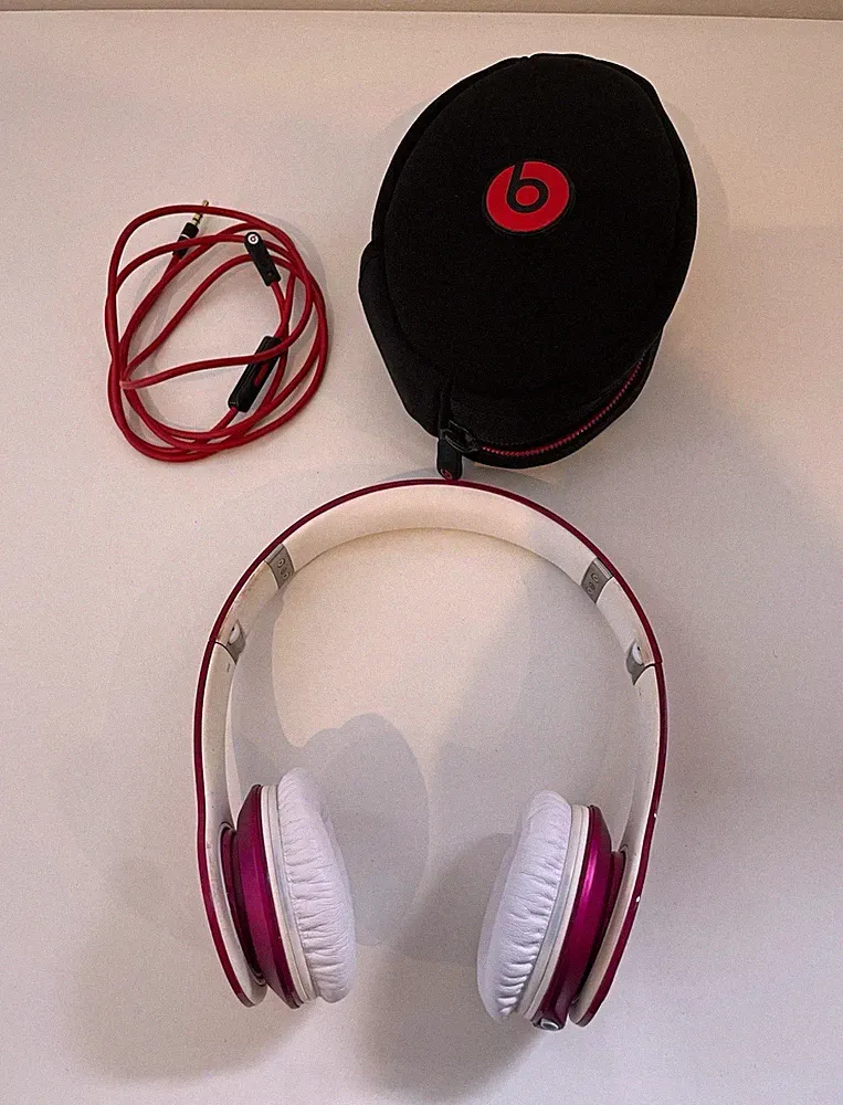Beats by Dr. Dre Solo HD On-Ear Kopfhörer Rosa/Weiß 3,5mm mit Kabel