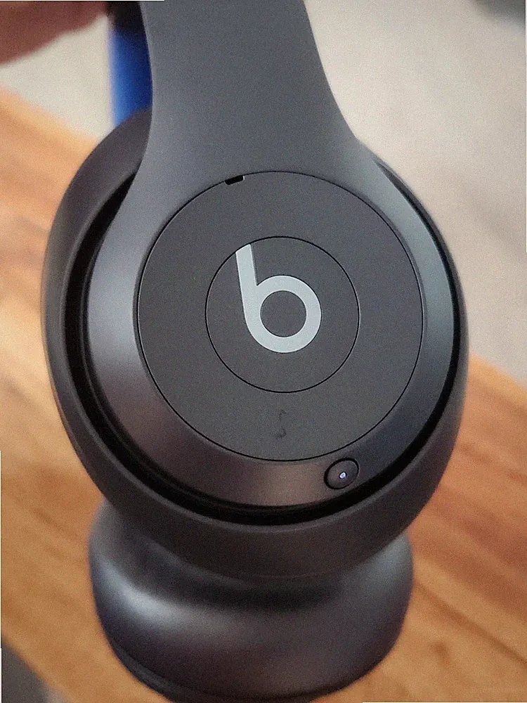 Beats Studio Pro Navy – Top Zustand – OVP + Rechnung – Garantie