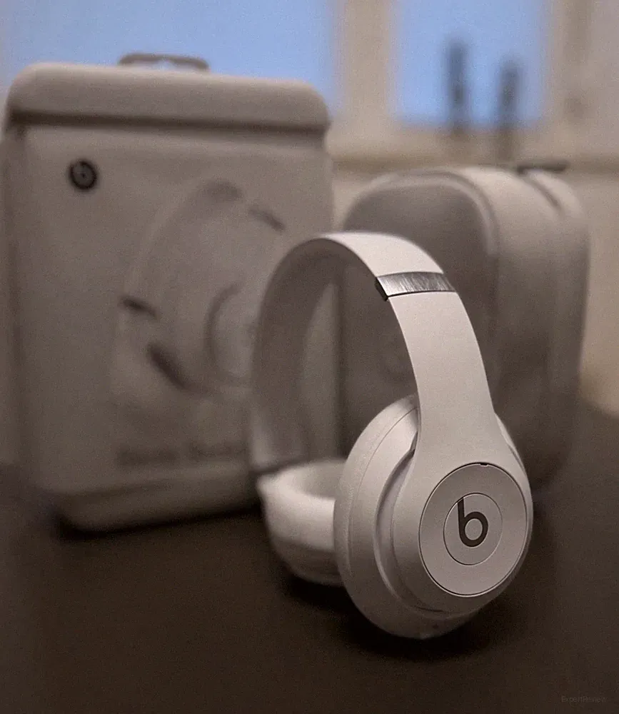 Beats Studio Pro - Weiß - Exklusiv - Wie Neu