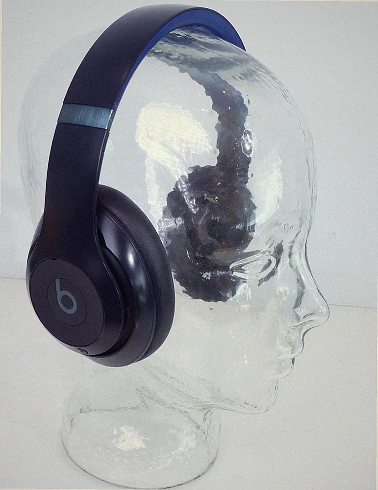 Beats Studio Pro Wireless bluetooth Kopfhörer schwarz A2924 gebraucht #97UT