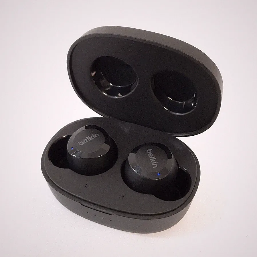Belkin Soundform Bolt Wireless Earbuds AUC009btBLK Kopfhörer Headset schwarz OVP