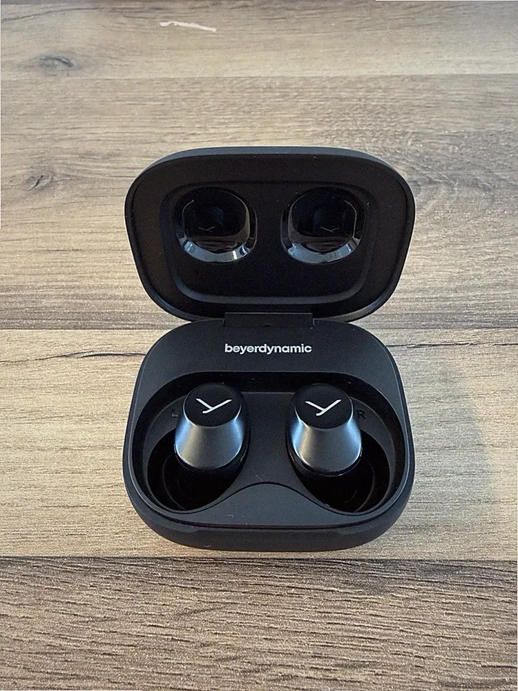 Beyerdynamic AMIRON 300 True Wireless Kopfhörer Earphones Bluetooth Schwarz NEU