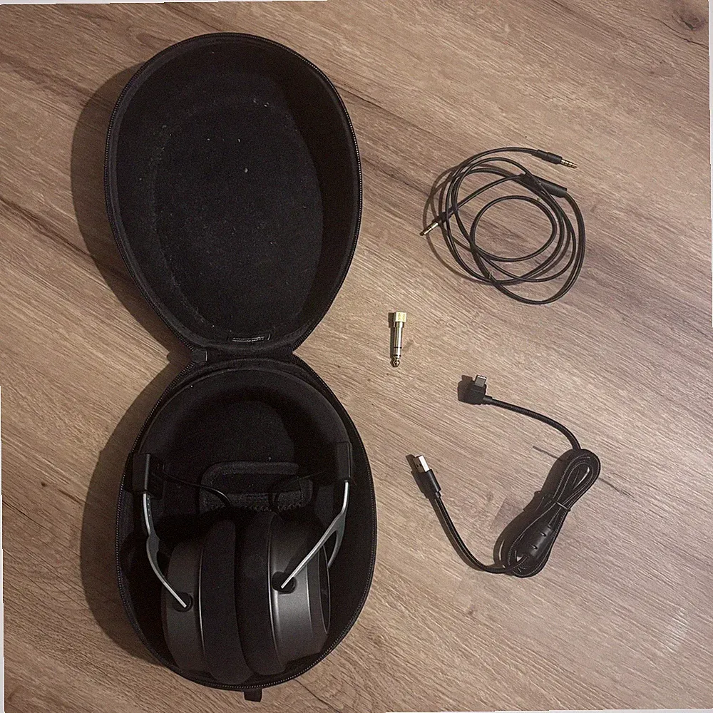 beyerdynamic Amiron Wireless Kopfhörer - High-End Bluetooth Over-Ear, Schwarz