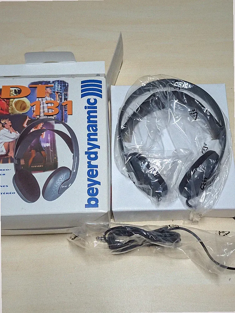 Beyerdynamic DT 131 Stereo Kopfhörer Over-Ear Headphones In OVP UNBENUTZT