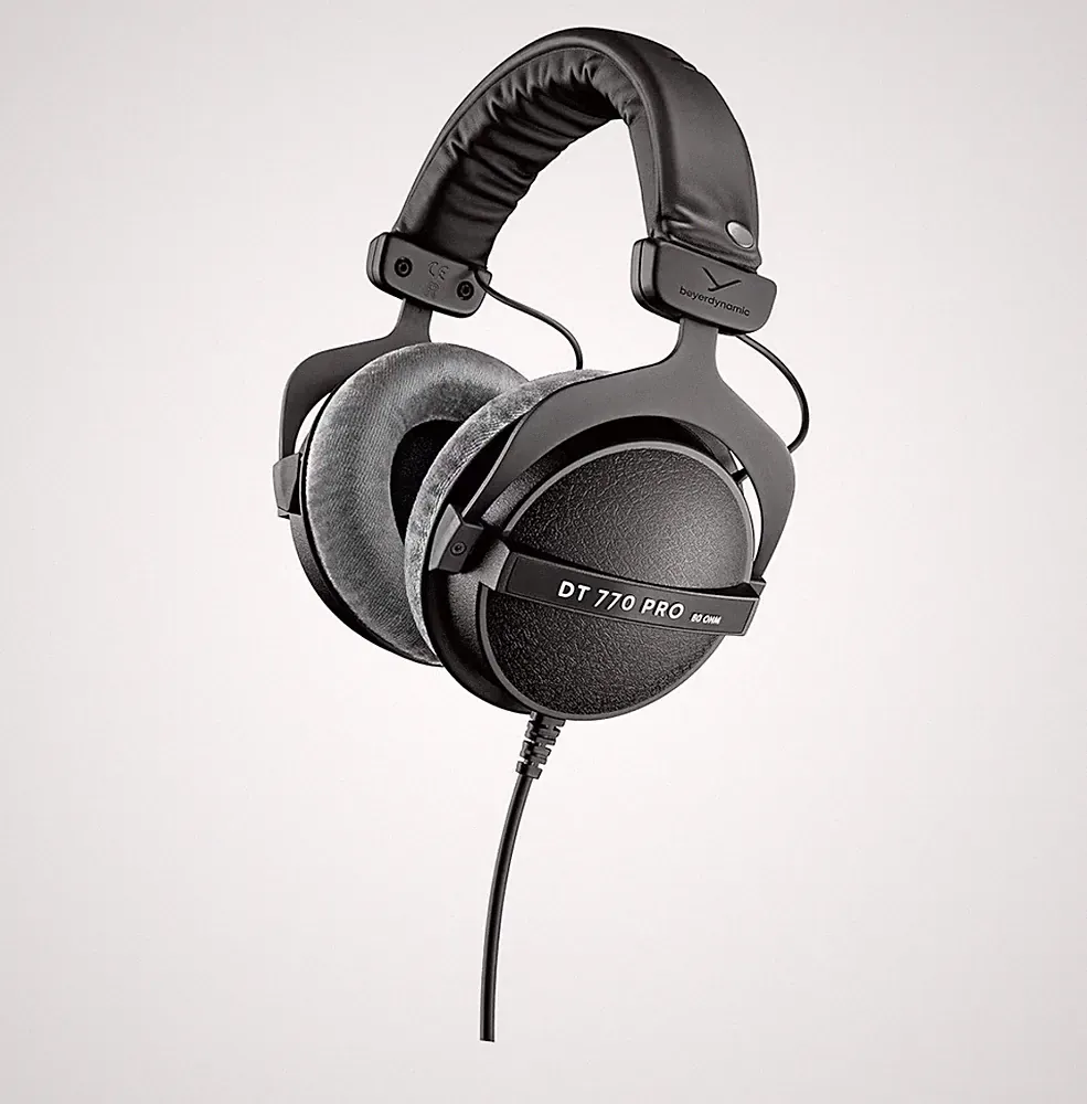 beyerdynamic DT 770 PRO 80 Ohm Over-Ear-Studiokopfhörer kabelgebunden NEU
