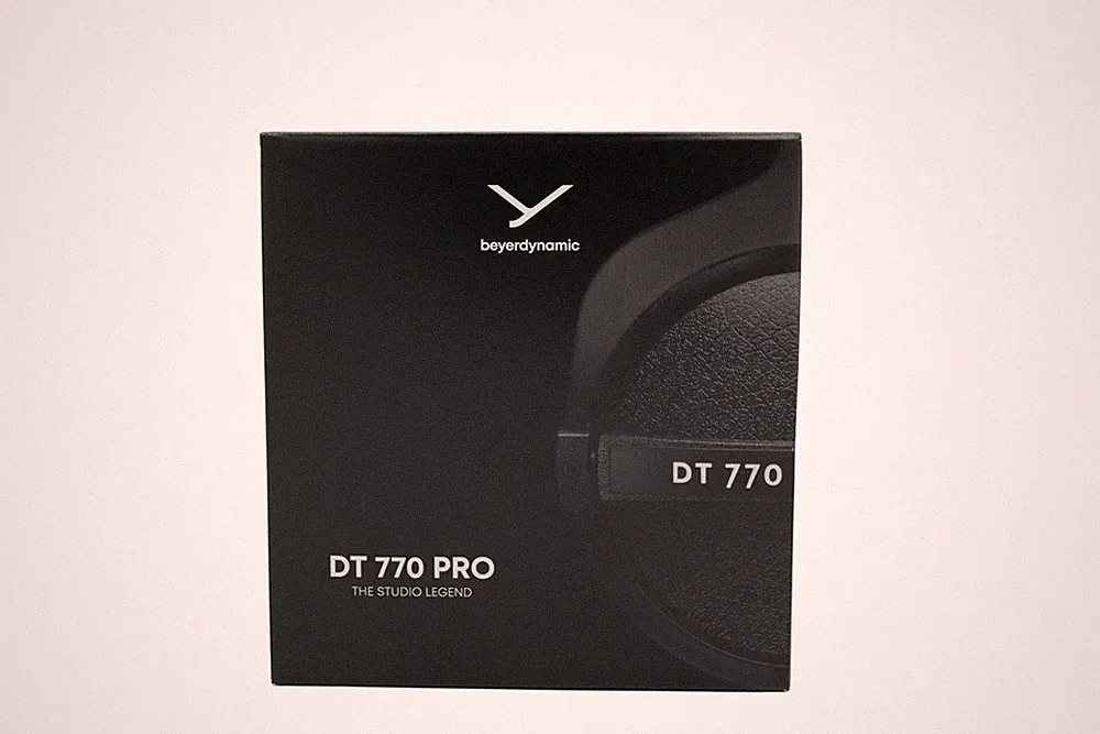 beyerdynamic DT 770 PRO 80 Ohm Over-Ear-Studiokopfhörer, schwarz