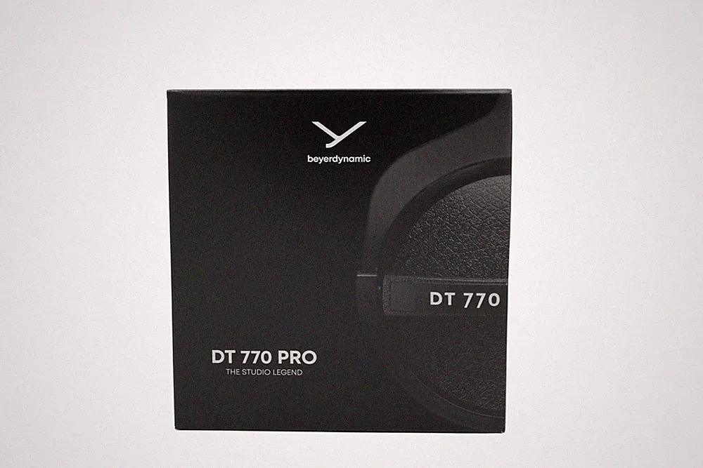 beyerdynamic DT 770 PRO 80 Ohm Over-Ear-Studiokopfhörer, schwarz