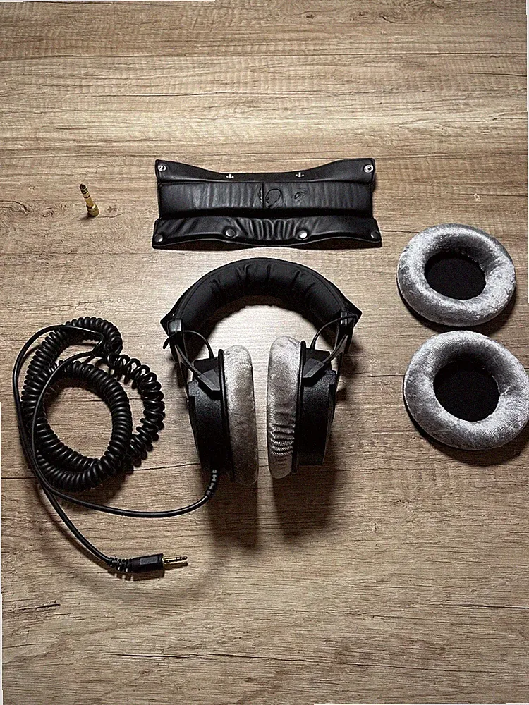 Beyerdynamic DT 990 Pro Kopfhörer