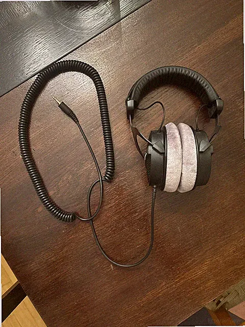 Beyerdynamic DT 990 PRO 250 OHM, schwarz, ohrumschließend, so gut wie neu.