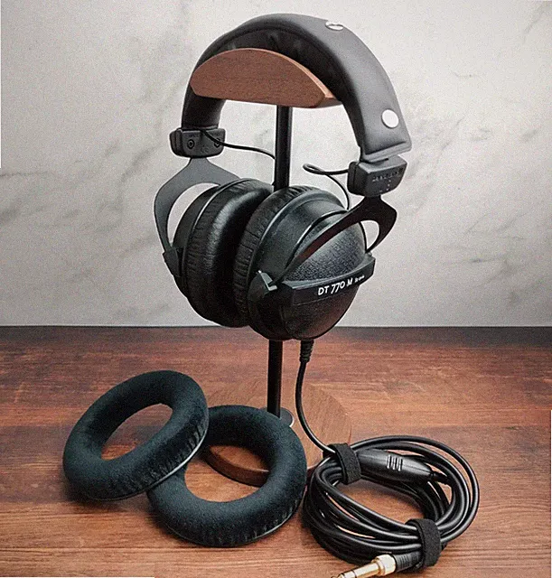 Beyerdynamic DT770M Studio Headphone 80 Ohm | Very Good +1y warranty!