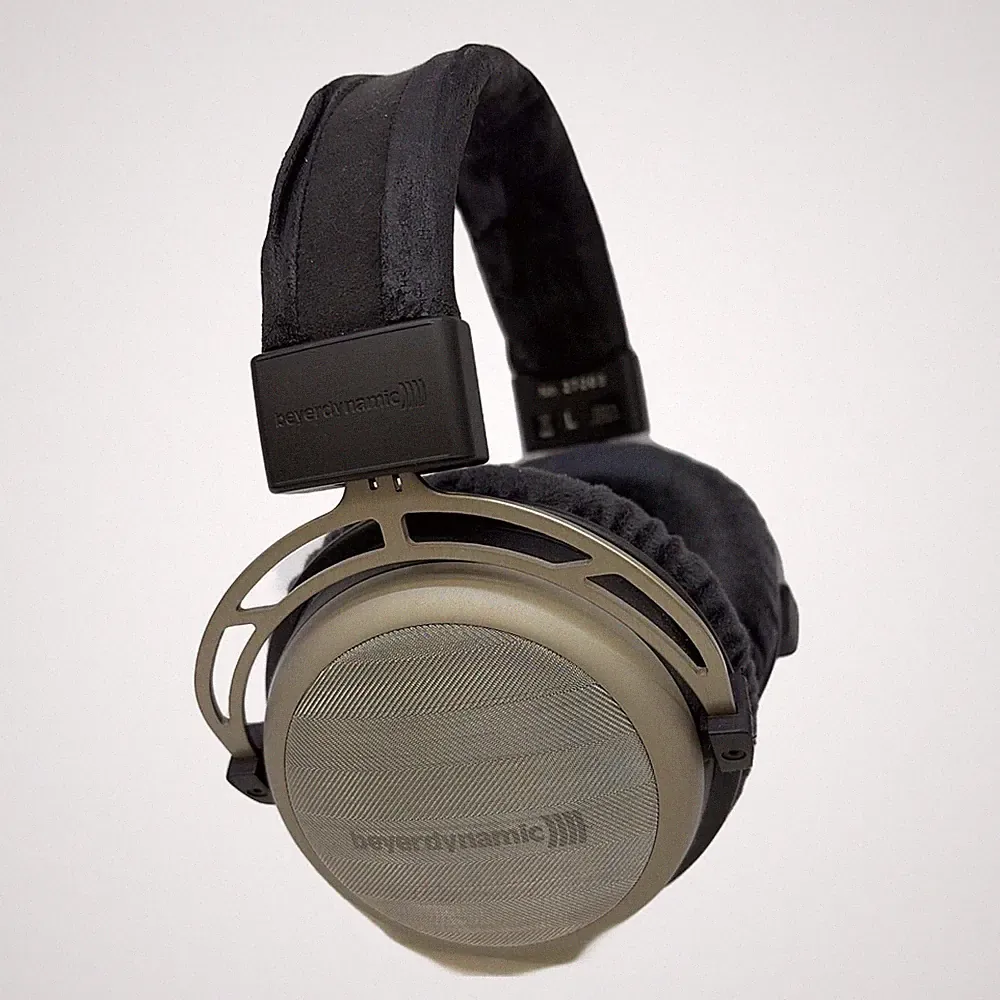 Beyerdynamic T1 2nd Gen 600 Ohm Semi-Open Tesla Kopfhörer Kabel Gebraucht