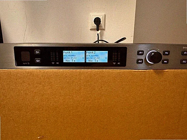 beyerdynamic TG 1000 Digitales Funkmikrofonsystem mit Dante 470 -789 MHz