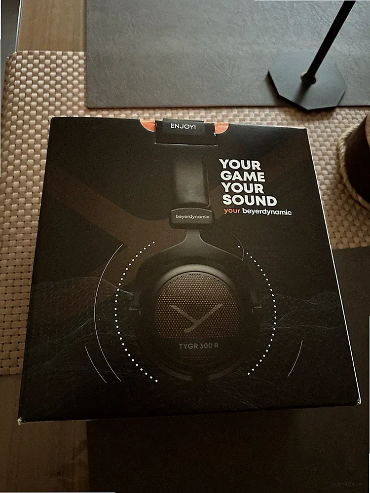 Beyerdynamic TYGR 300 R NEU Unbenutzt OVP Open Back Gaming Kopfhörer FPS PS4