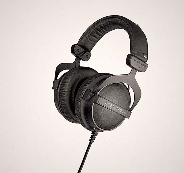 Beyerdynamic Wired DT 770 PRO 32 Wired On-Ear Noise Cancelling